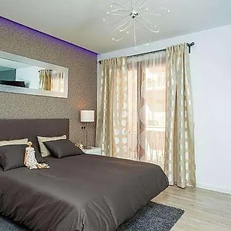 Mafloras Luxury Apartment